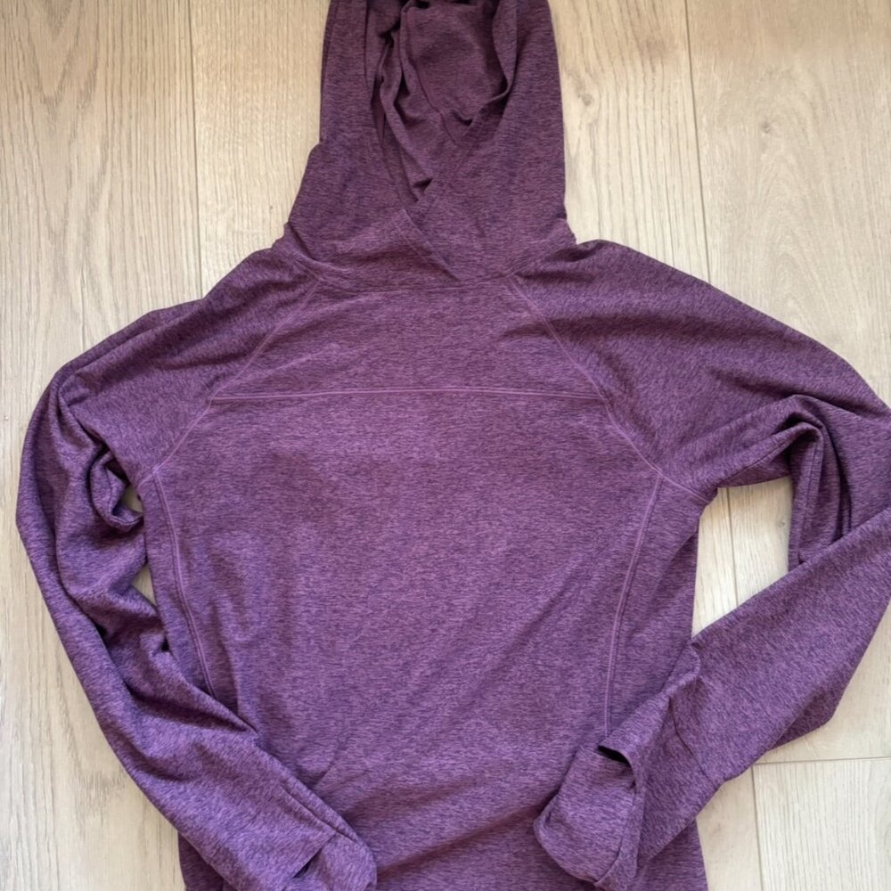 Oiselle Flyout Running Hoodie Funnel Neck Size 2 purple heather LIKE NEW